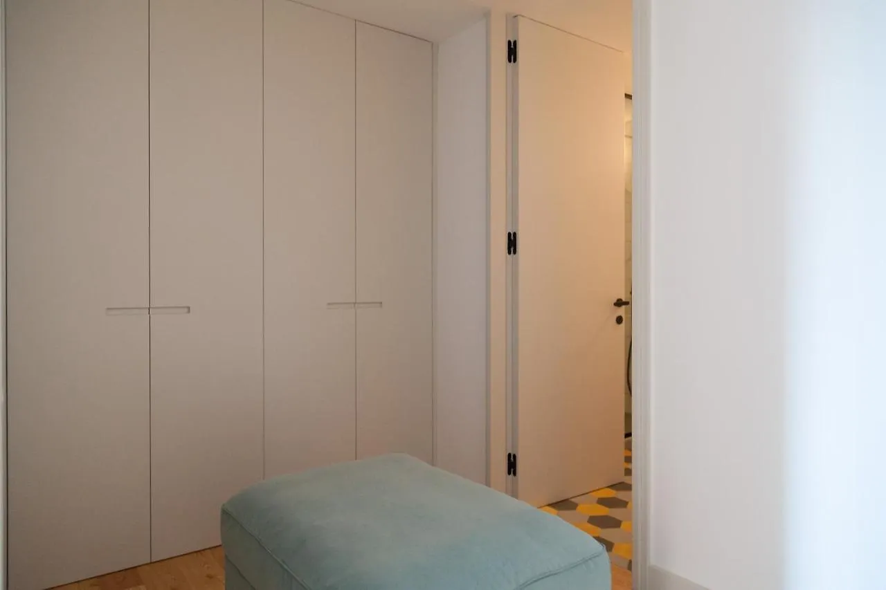 FLH Intendente Cozy Industrial Flat Lissabon Apartment